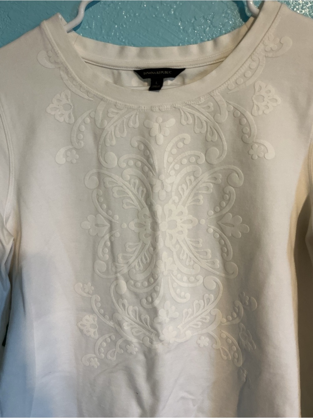 Banana Republic White Patterned Crewneck Sweatshirt with back Zip Detail